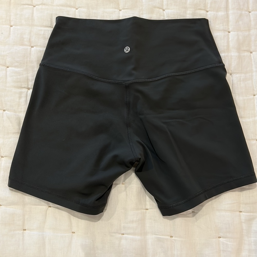 Lululemon Align high rise short 6” Graphite Grey